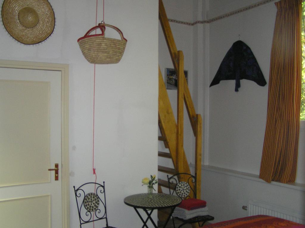 B&B Atelier Maarbeek Hellendoorn Rum bild